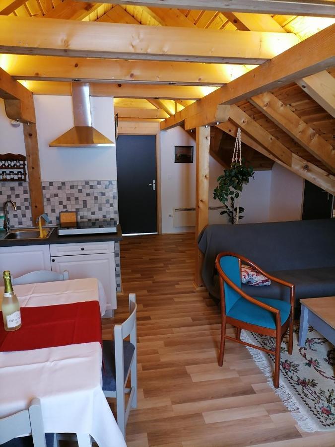 Apartman Tonka Оточац Екстер'єр фото